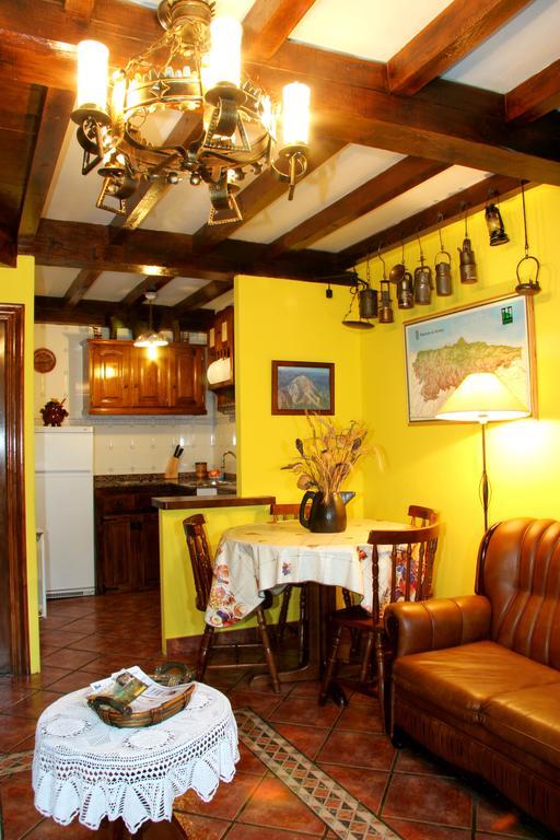 Casas Rurales Prieto Cortes  Room photo