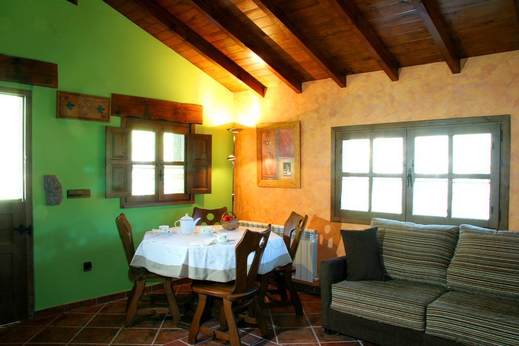 Casas Rurales Prieto Cortes  Room photo